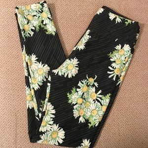 Floral LuLaRoe Legging - OS